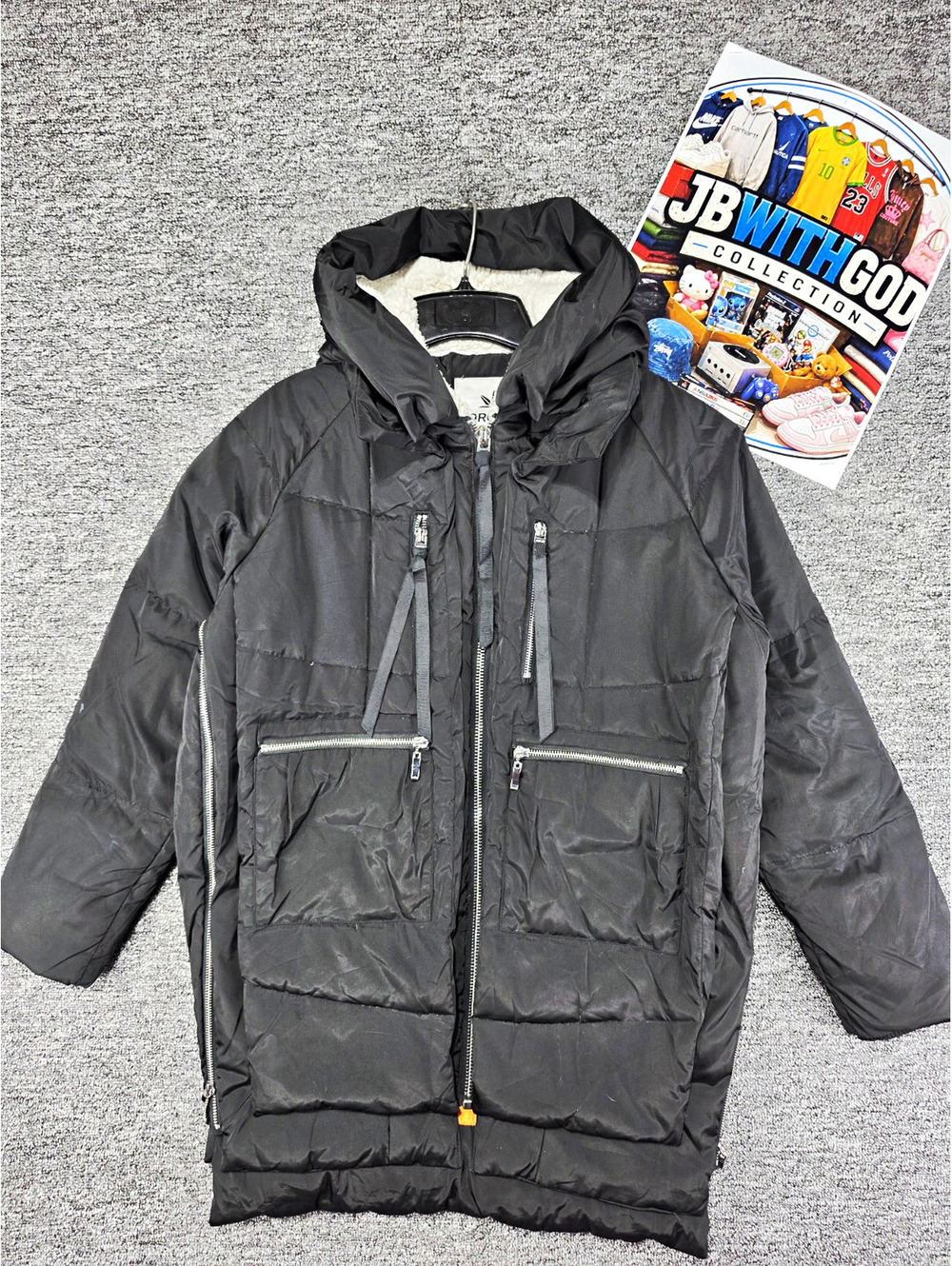 OROLAY Women's S Black Long Duck Down Puffer Coat Hooded Winter Parka Zip